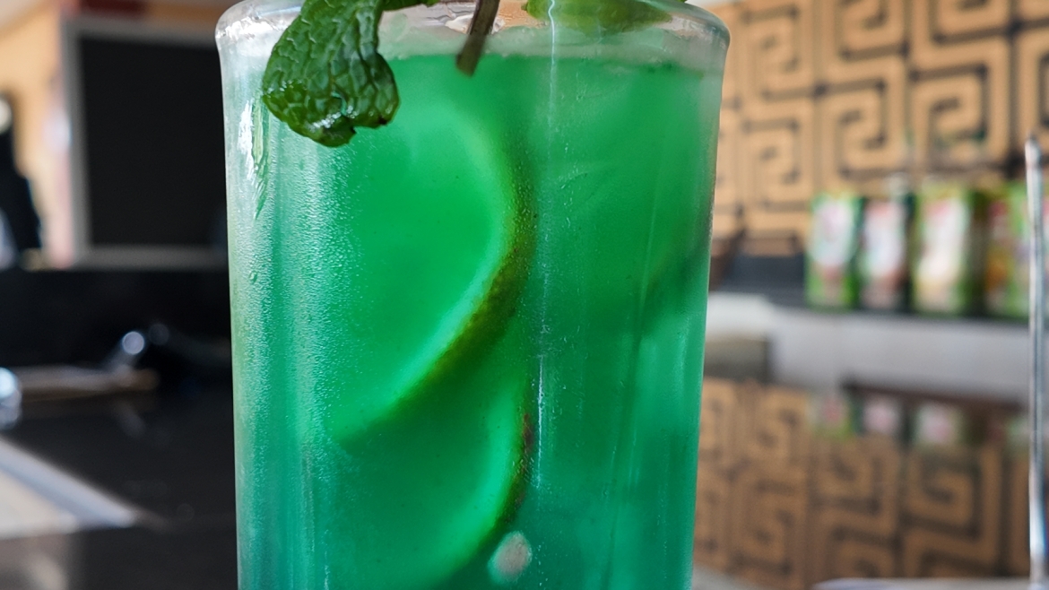 Elevate Your Vibe with Premium Funcity Cocktails